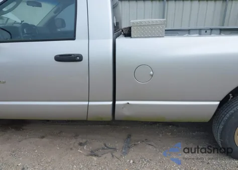 2007 Dodge Ram 1500 Slt z USA, uszkodzony, nr VIN 1D7HA16P57J537824